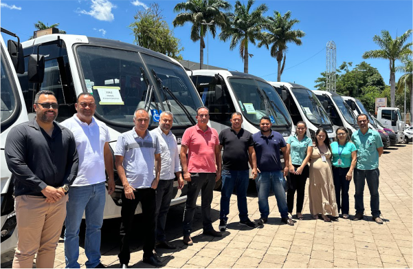 Consórcio CIS Portal Realiza Entrega de 08 Novos Micro-ônibus para os Municípios Consorciados